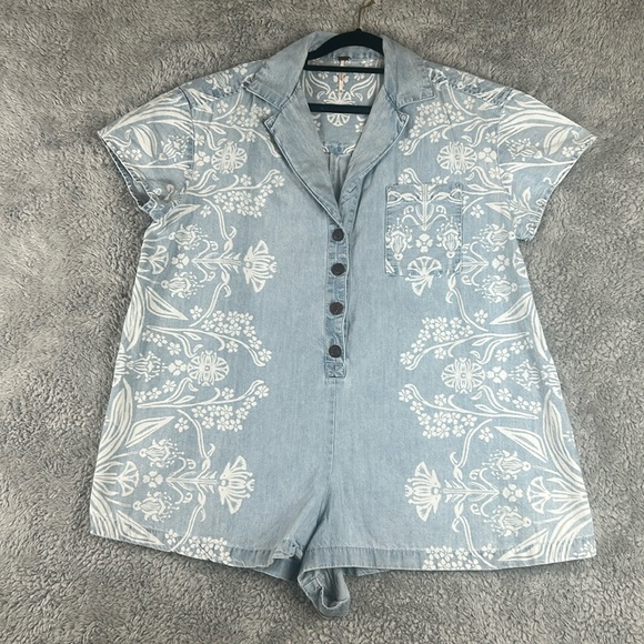 FREE PEOPLE  Short Sleeve Button-Up One Piece Denim Romper, Women’s Size XS - Picture 3 of 15